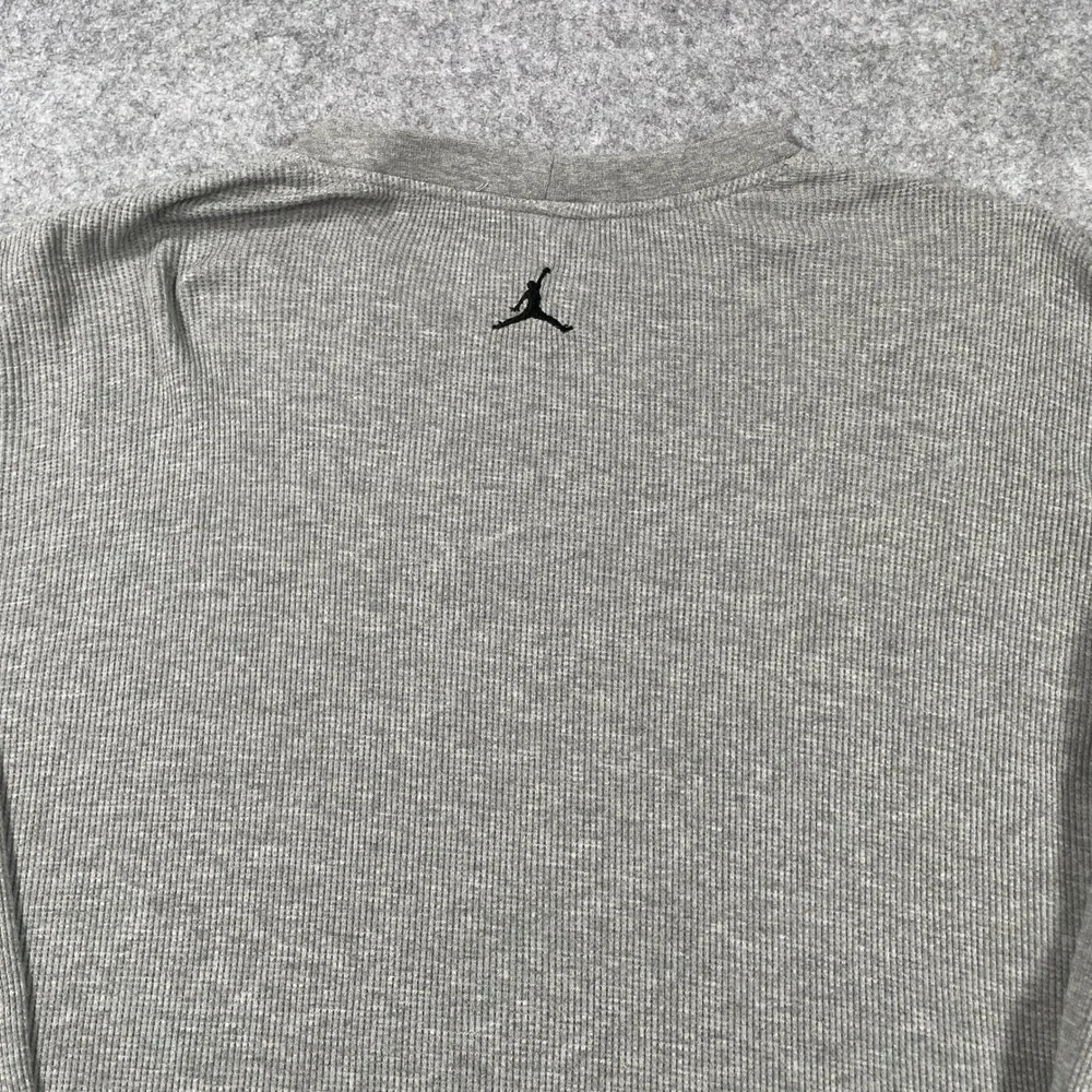 Jordan Mens Shirt XL Gray Long Sleeve Athletic Streetwear Knit Waffle Air